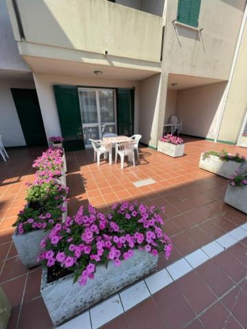 Apartament With Swimming Pool Caorle Exterior foto